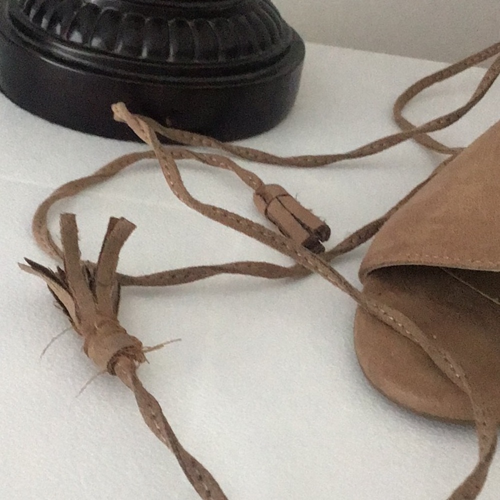Nude tan wedge ankle wrap shoes 8 - Picture 3 of 11
